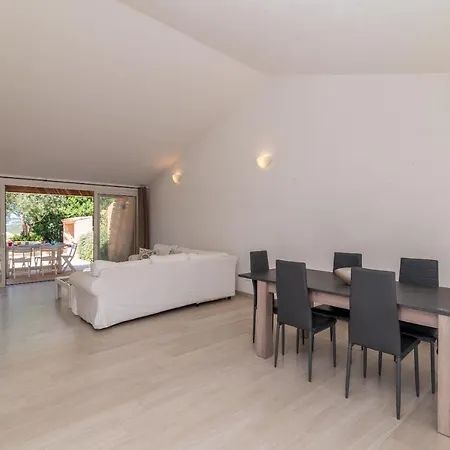 Stupenda Pulcheddu Villa