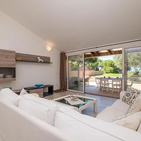 Stupenda Pulcheddu Villa *